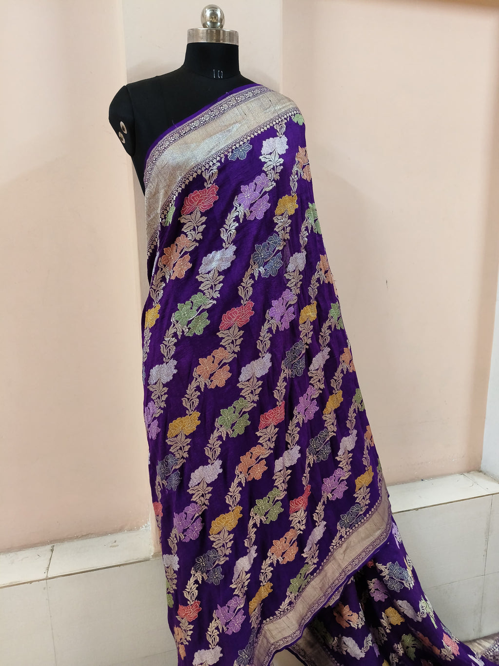 Pure Tussar Georgette Banarasi Handloom Meenakari Saree
