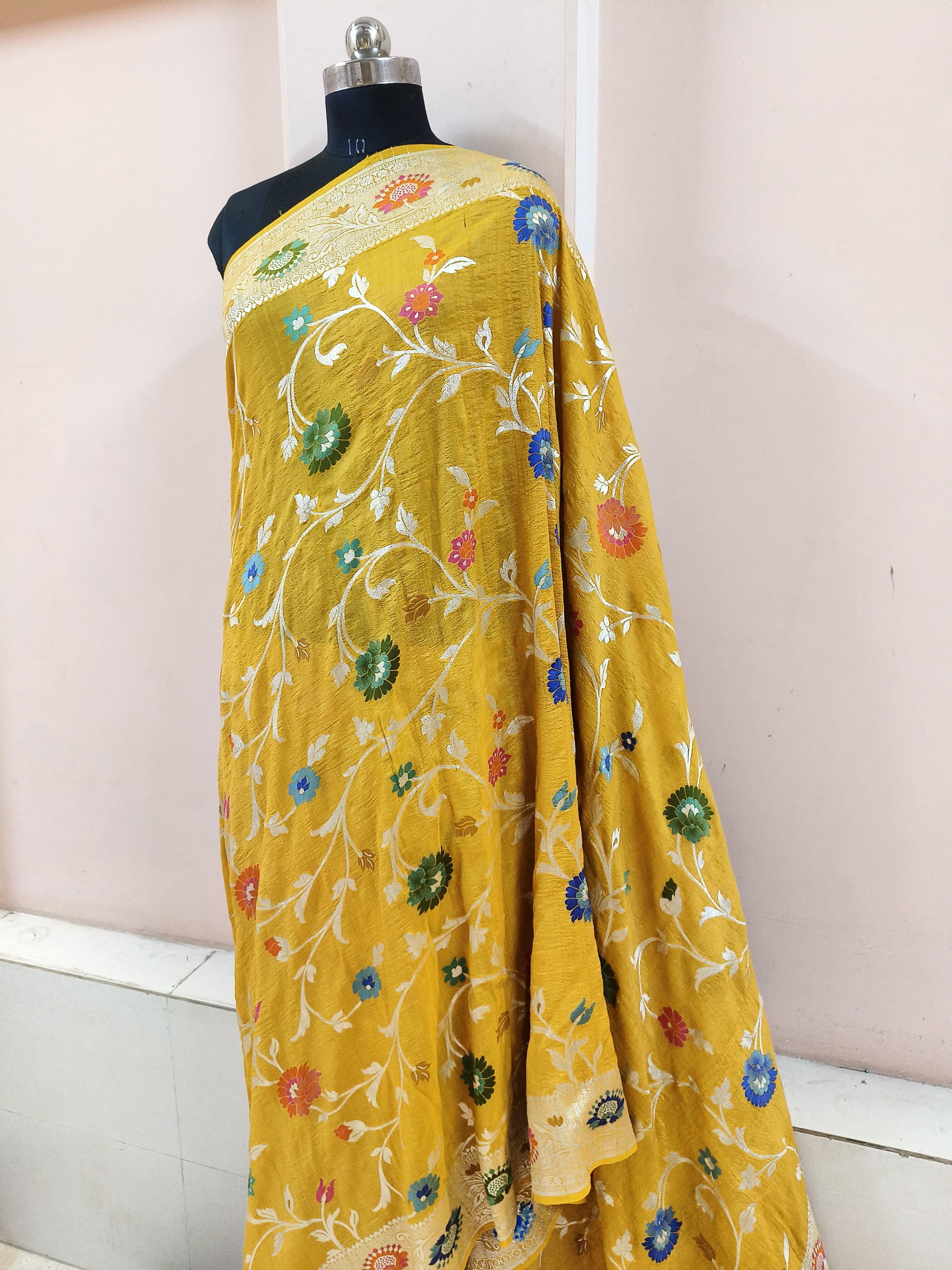 Pure Tussar Georgette Banarasi Handloom Meenakari Saree