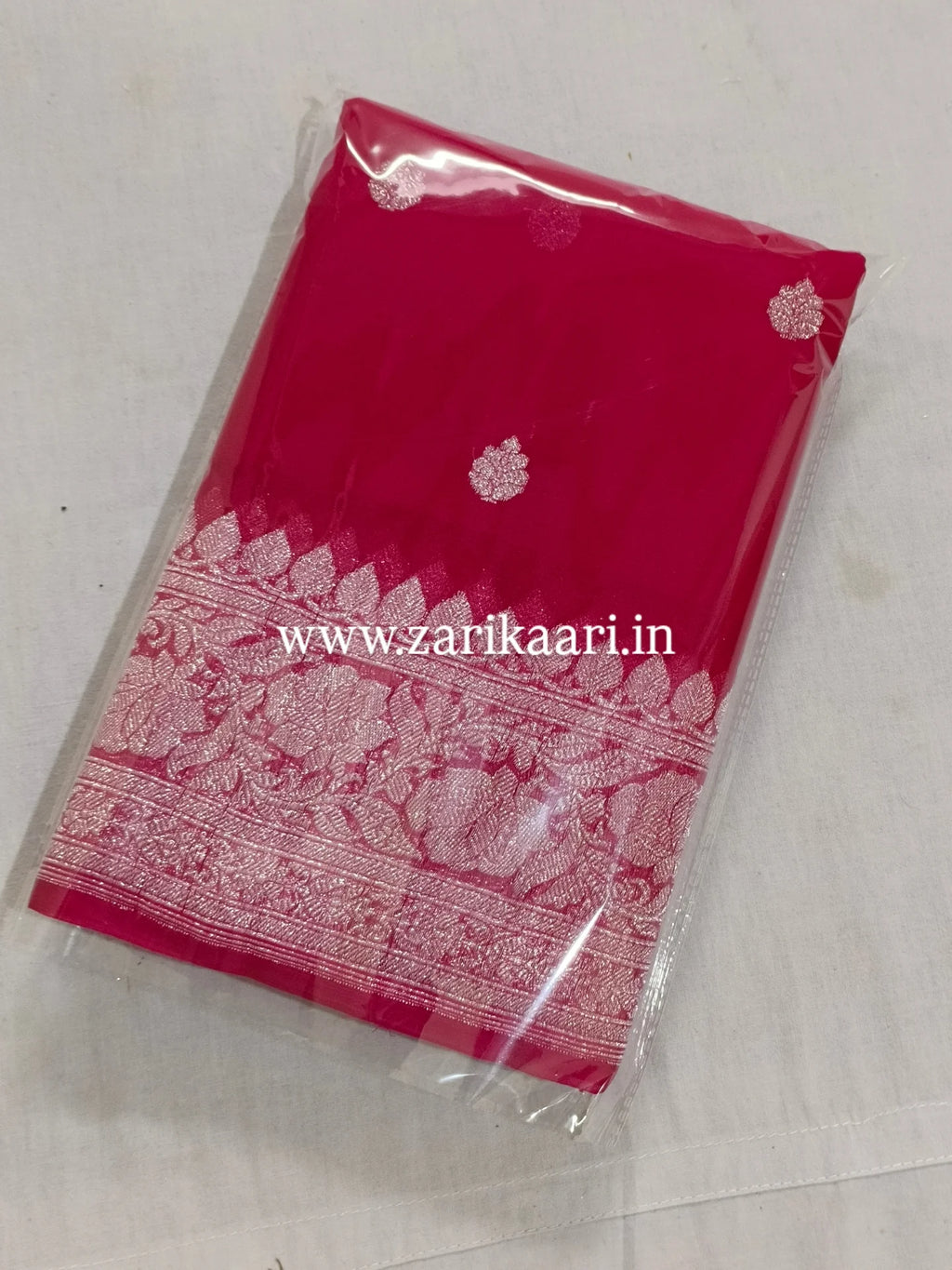 Magenta Handloom Georgette Banarasi Saree - Pink