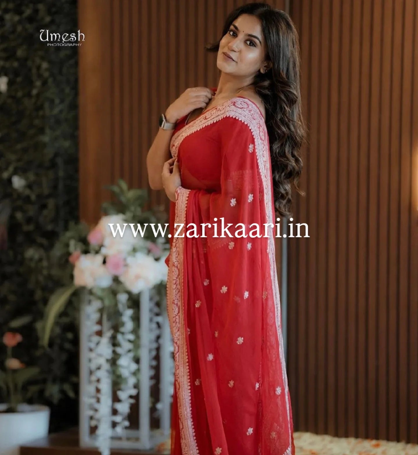 Pure Handloom Georgette Banarasi Saree - Red