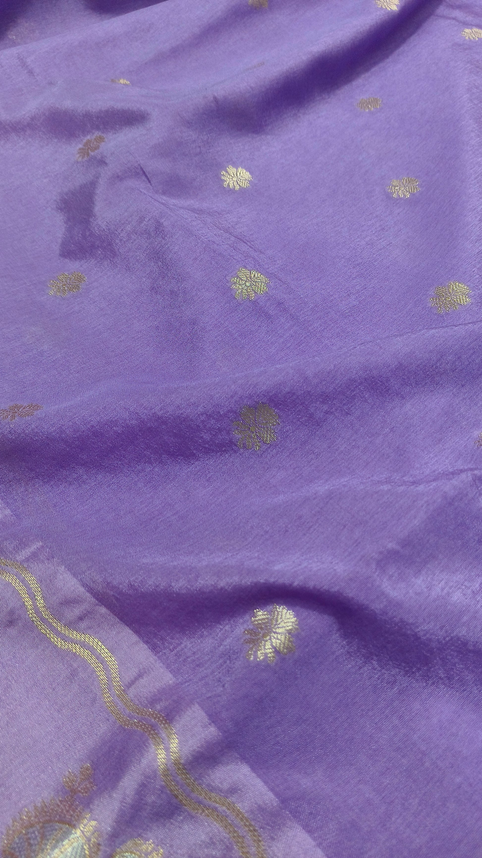 Light Purple Banarasi Raw Mango Silk With Sona Ropa Zari Work