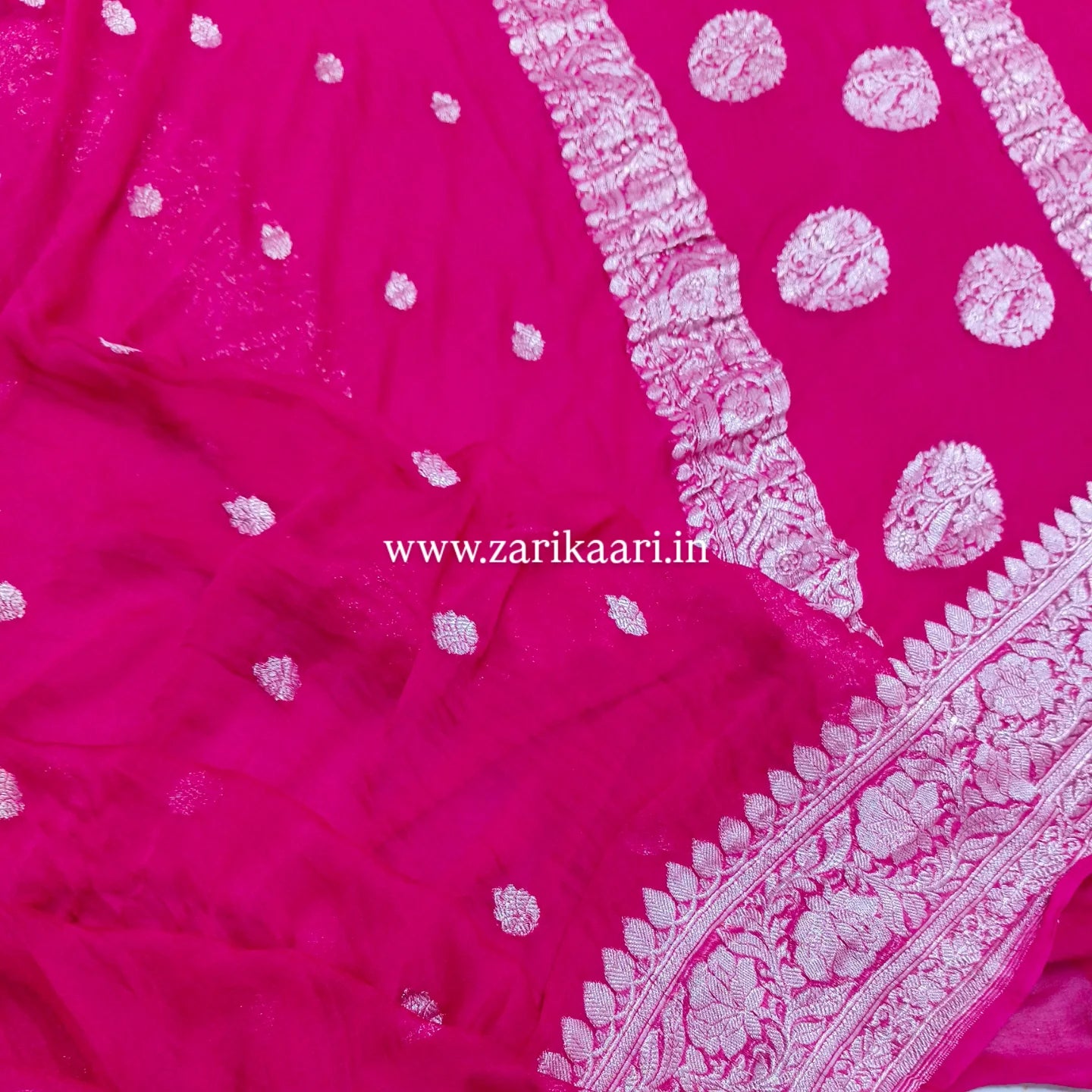 Magenta Handloom Georgette Banarasi Saree - Pink