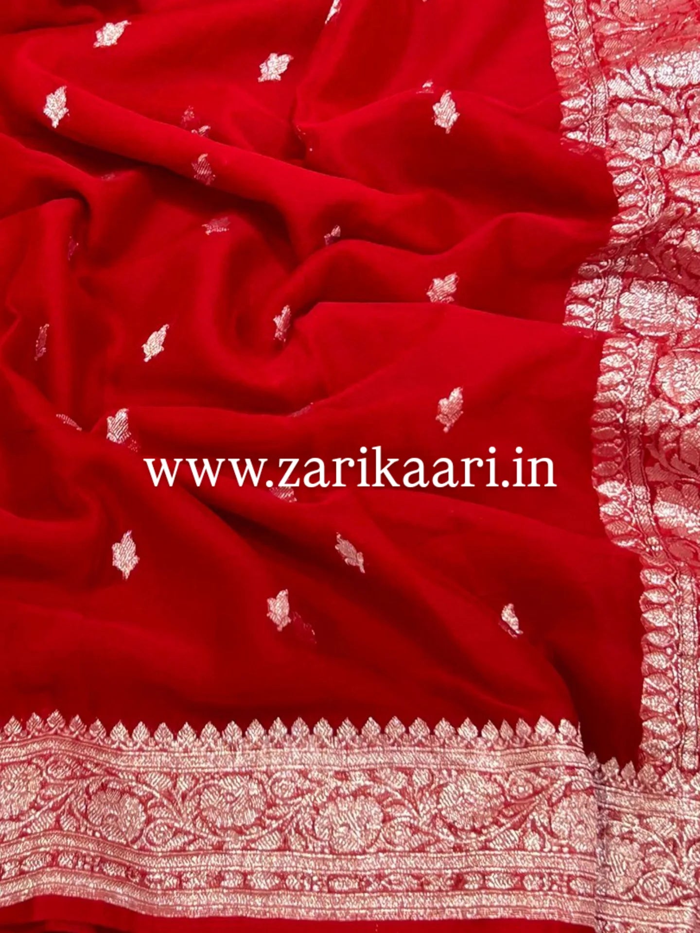Pure Handloom Georgette Banarasi Saree - Red